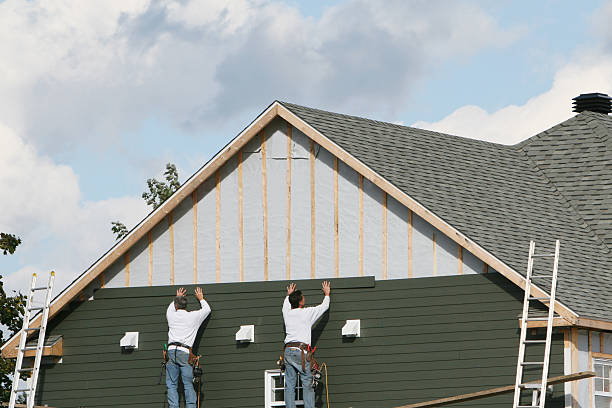 Professional Siding Contractor technician working in Dolphin, VA